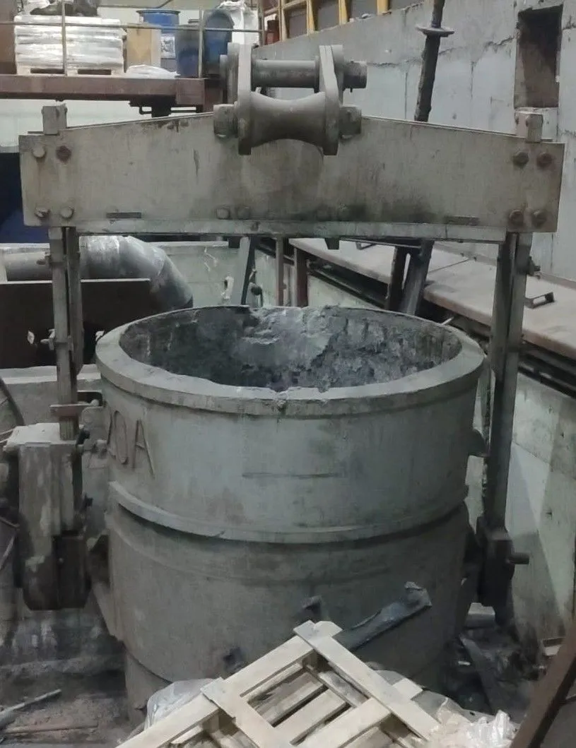 20 Ton Kapasiteli Redüktörlü Döküm ve Transfer Potası